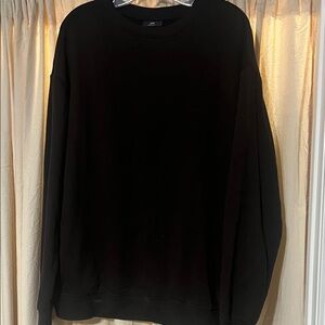 NWOT H&M Crewneck